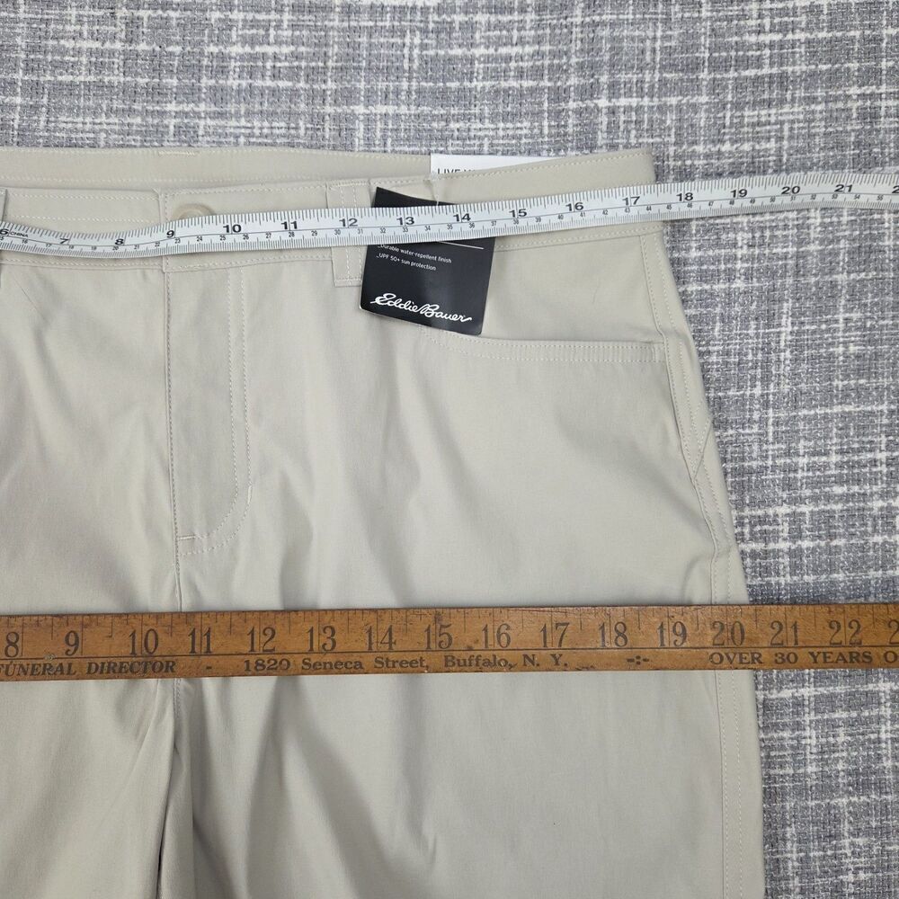 NEW Eddie Bauer Women's Tech Short 7” Pumice (Khaki) Women’s 12 SEE DESC - Picture 3 of 11